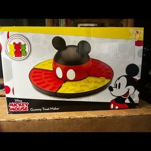 Disney Gummy Treat Maker